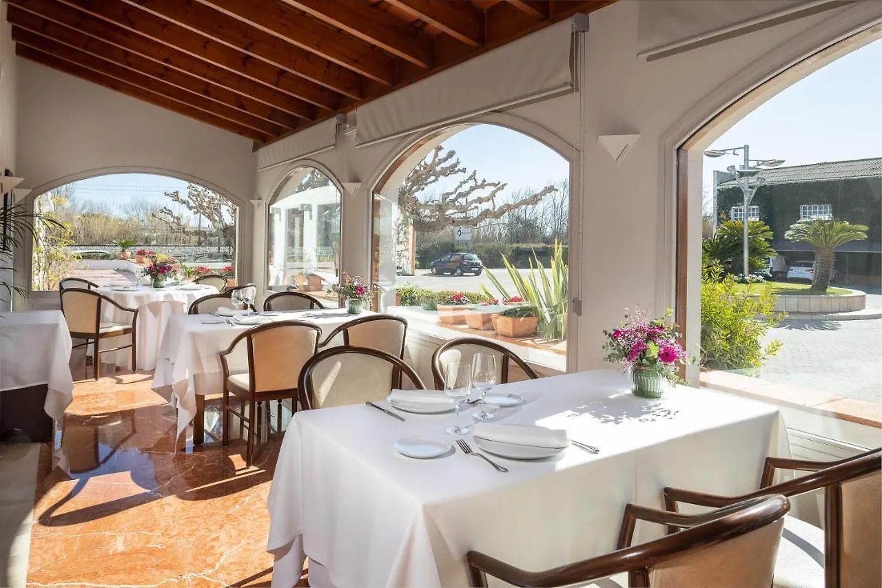 Hotel Restaurant Bon Retorn Figueres  Španělsko