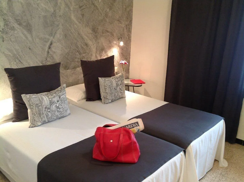 Hotel Restaurant Bon Retorn فيغيريس