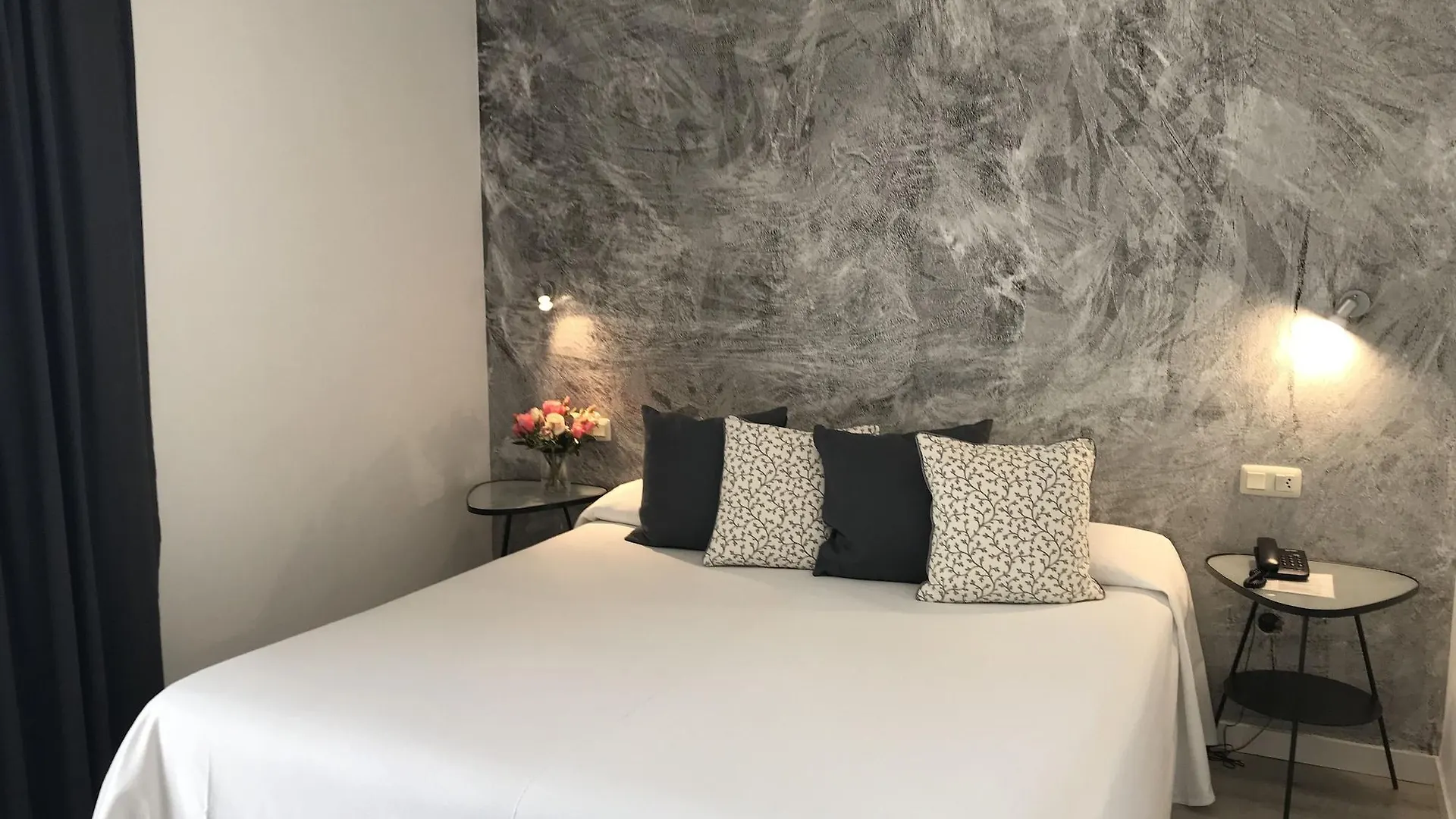 Hotel Restaurant Bon Retorn Figueres  3*, Figueres (Girona) Spain