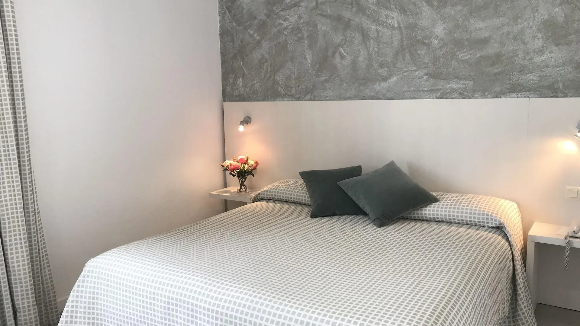 Hotel Restaurant Bon Retorn Figueres  3*, Figueres (Girona) Spain